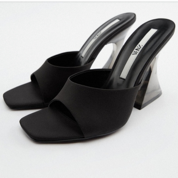 Zara METHACRYLATE SANDALS - Picture 2 of 6